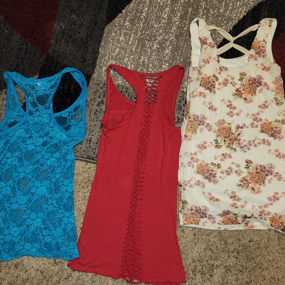 Shirt bundle - Picture 12 of 13